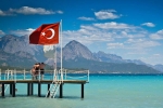В Роспотребнадзор поступило около 1200 обращений по поводу отдыха в Турции