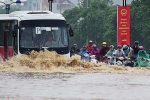 Из-за тропической депрессии Вьетнам погружается под воду