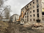 Снос расселённых зданий продолжается