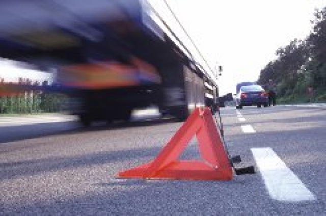 В Березниках на разделительном газоне автомобиль насмерть сбил пенсионерку