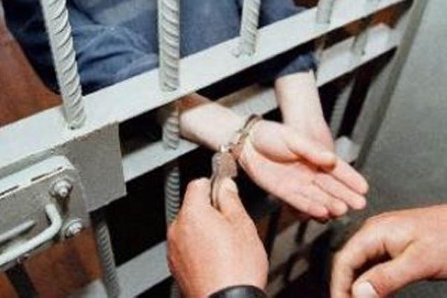 Житель  Кудымкарского района зарубил топором односельчанина за попытку похитить у него мясо