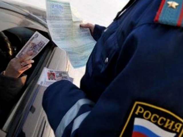 В Березниках за попытку дачи взятки инспектору ДПС возбуждено уголовное дело