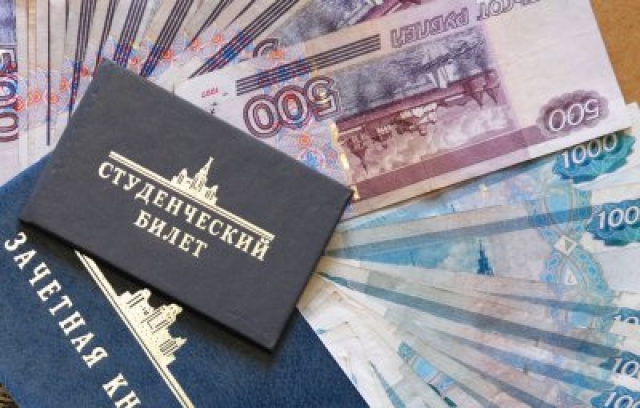 «Уралкалий» вручил студентам-активистам политеха именные стипендии