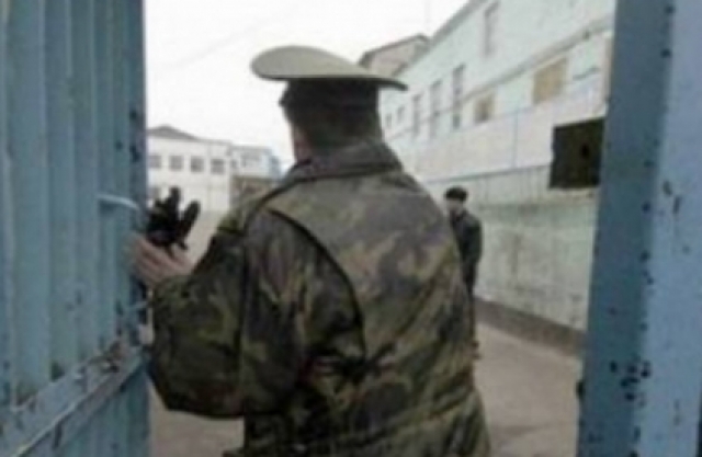 Начальник отдела воспитательной работы березниковской колонии сел на «нары»