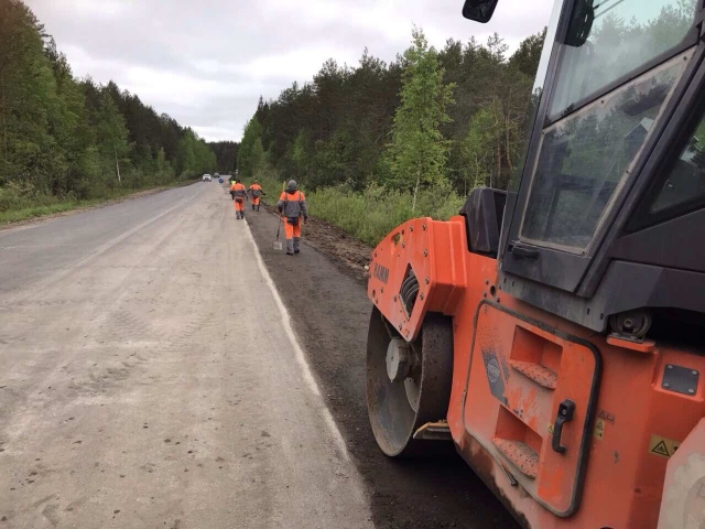 Продолжается ремонт дороги Усолье-Орел