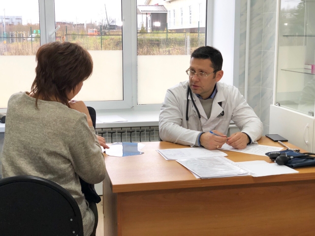 Березниковские врачи обследовали жителей поселка Железнодорожный