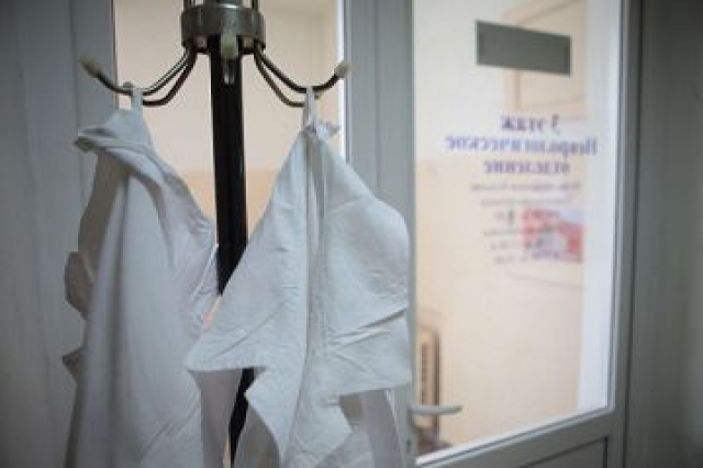 Министр здравоохранения отправилась к бунтующим медикам перед поездкой губернатора