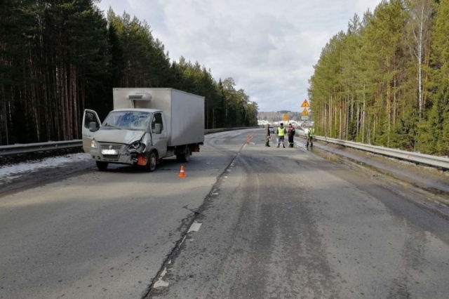 В Прикамье «Газель» на трассе насмерть сбила двух дорожных рабочих