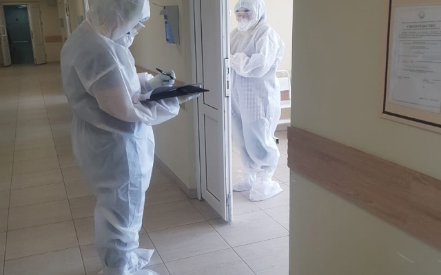 В «красной» зоне березниковской больницы находятся 110 пациентов