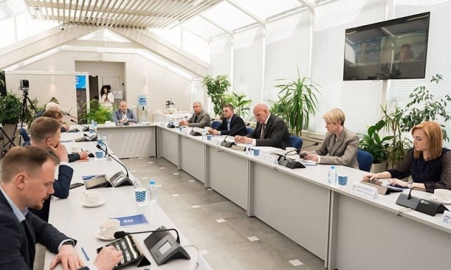 Организаторы и эксперты продолжают обсуждать итоги праймериз «Единой России»