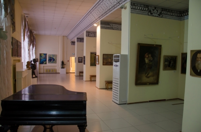 В березниковском музее покажут «Дневник подростка»