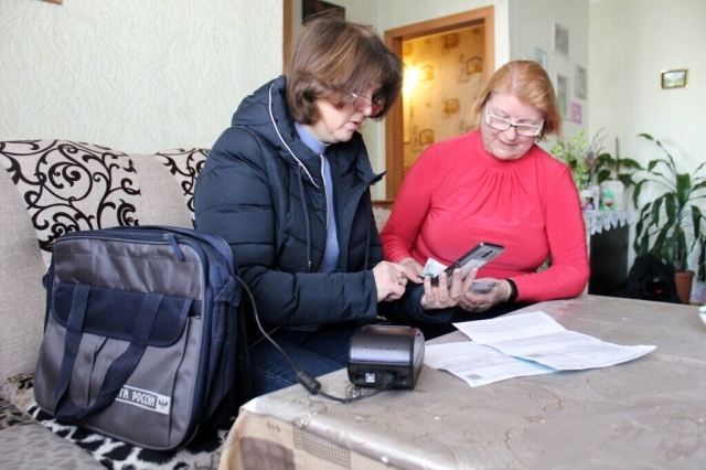 Пенсии и соцвыплаты на дом березниковцам будут доставлять только почтальоны