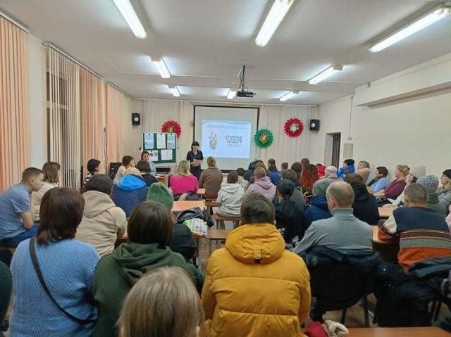 Инспекторы Госавтоинспекции присутствуют на родительских собраниях
