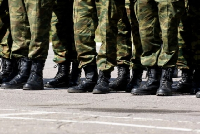 Совфед одобрил закон о круглогодичном призыве